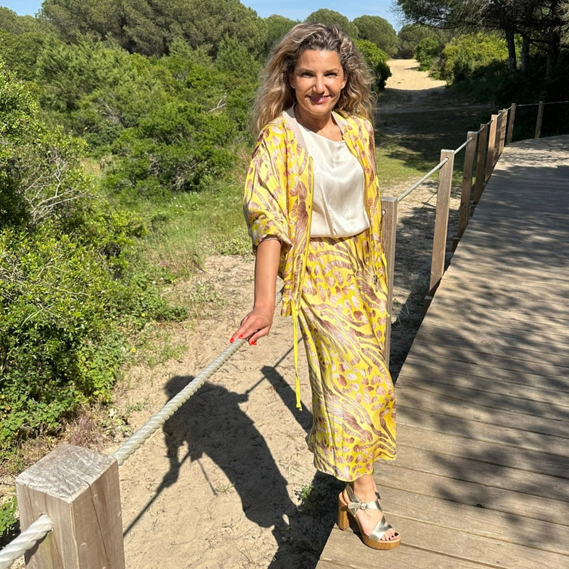 Falda Midi con Estampado Floral Amarillo 