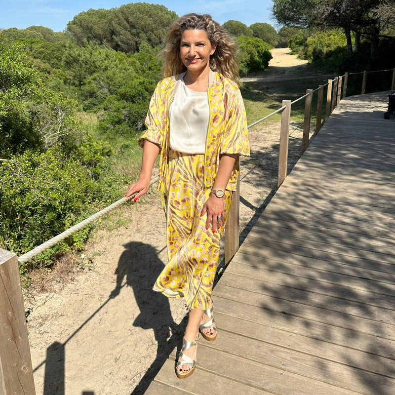 Falda Midi con Estampado Floral Amarillo 