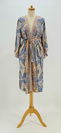 Kimono Seda Bordado | Rosa